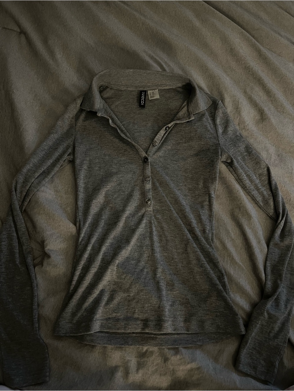 H&M Charcoal Gray Long-Sleeve Polo Henley